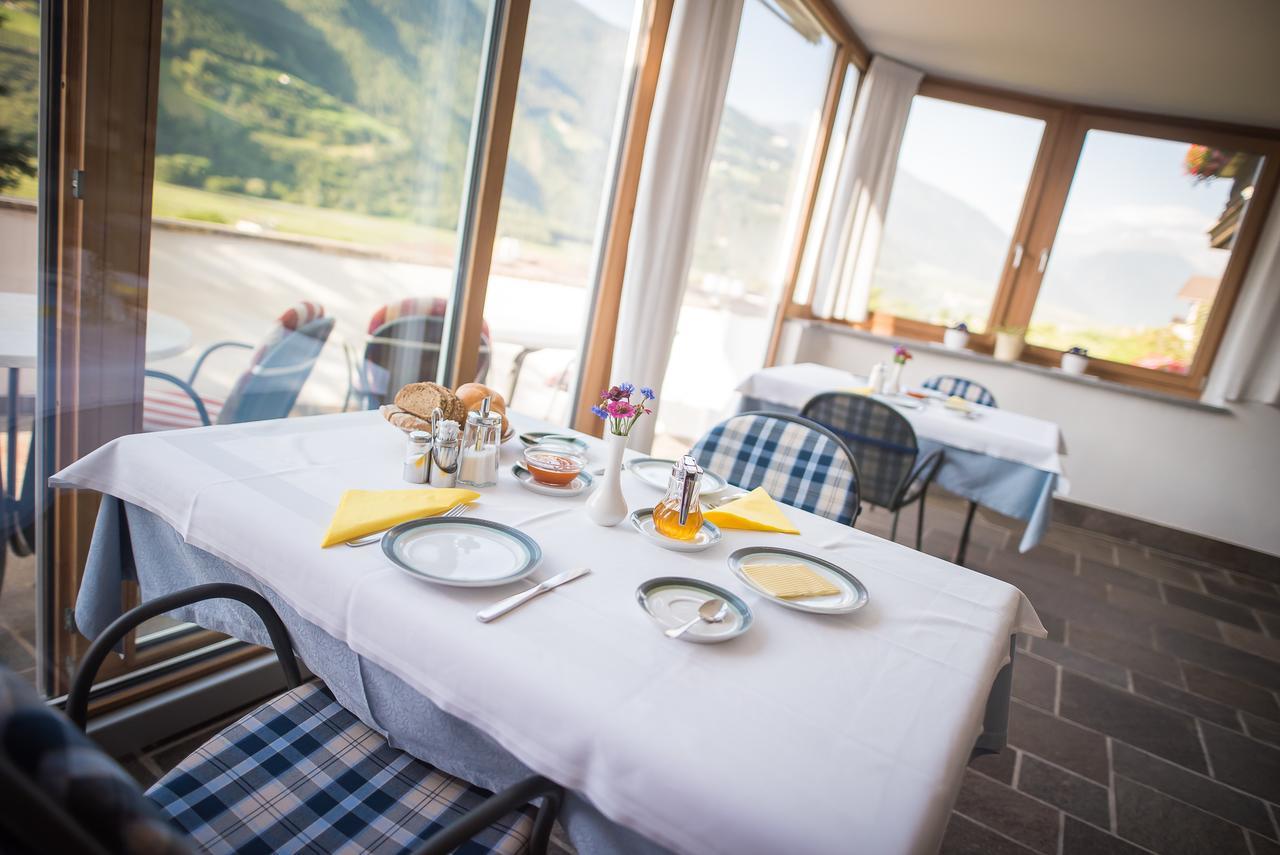 Pension Apartments Pardell Castelbello Eksteriør billede