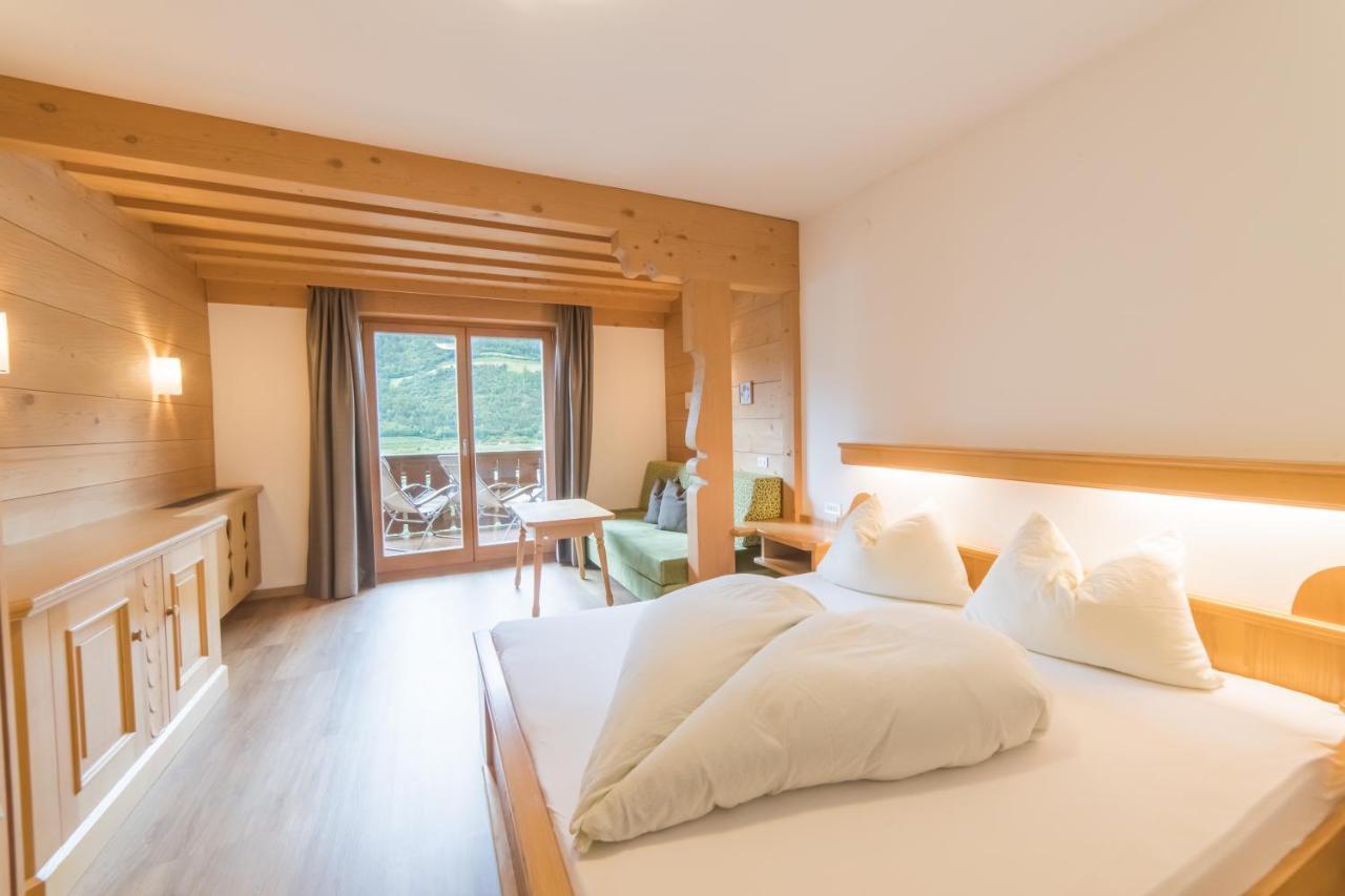 Pension Apartments Pardell Castelbello Eksteriør billede
